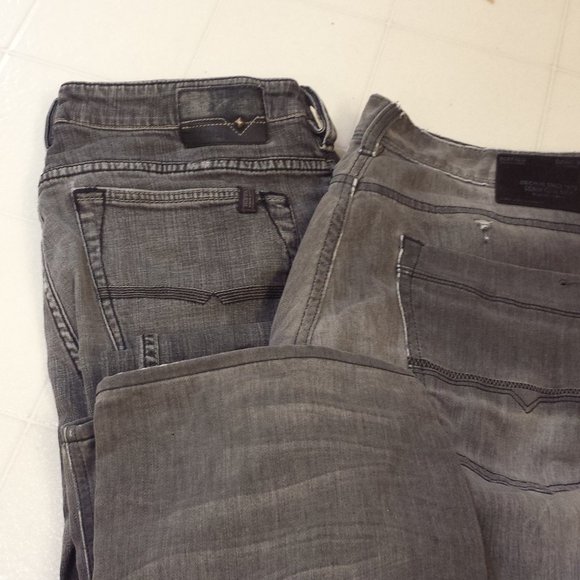 2 pairs Buffalo Jeans - Picture 1 of 1